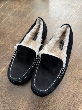 Kookaburra UGG Black Faux-Suede Women’s Moccasin Slippers with Plush Lining US 6